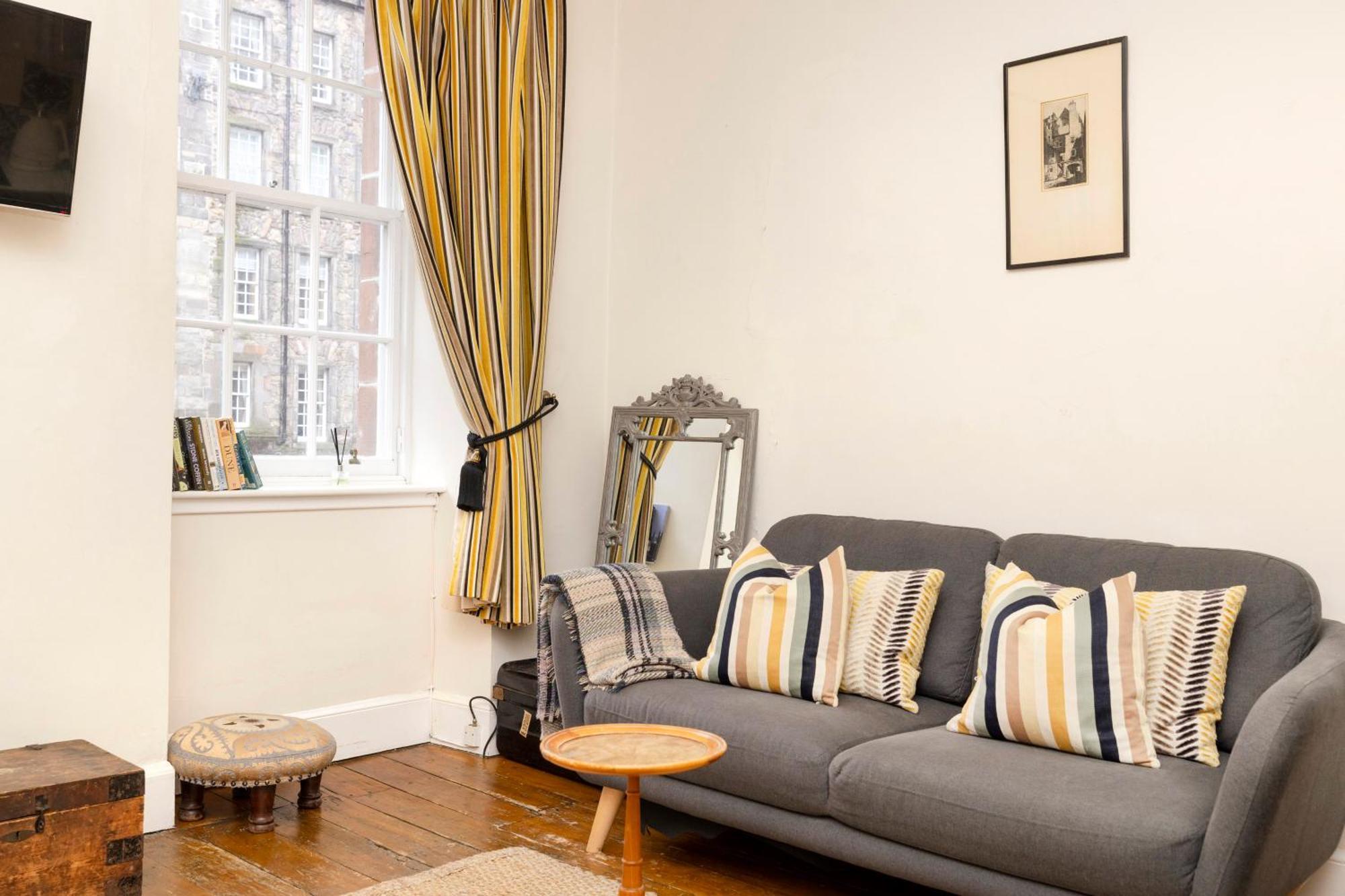 Joivy Classy Apartment Near Edinburgh Castle Exterior photo