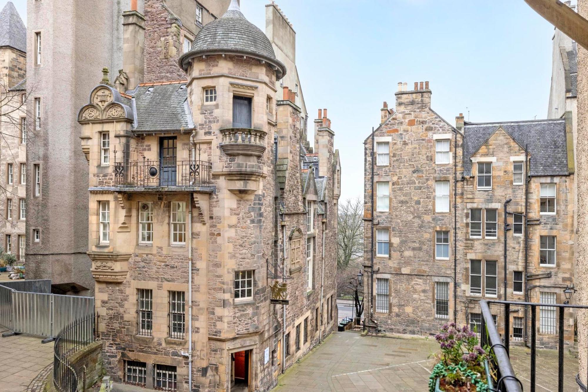 Joivy Classy Apartment Near Edinburgh Castle Exterior photo