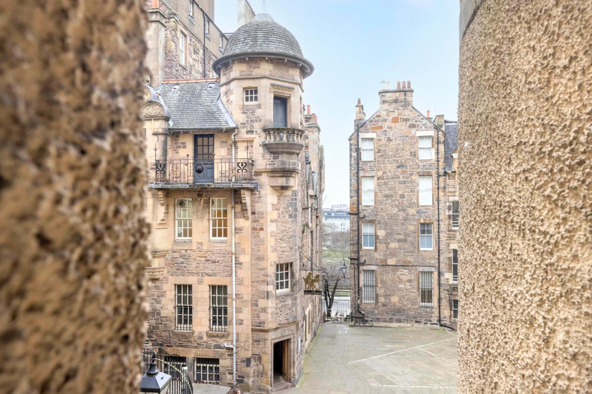 Joivy Classy Apartment Near Edinburgh Castle Exterior photo